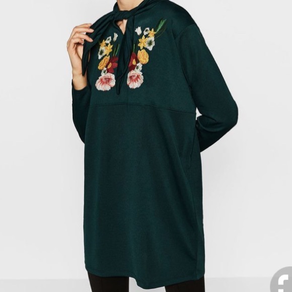 Zara Dresses & Skirts - Zara Green Floral Embroidered Shift Dress